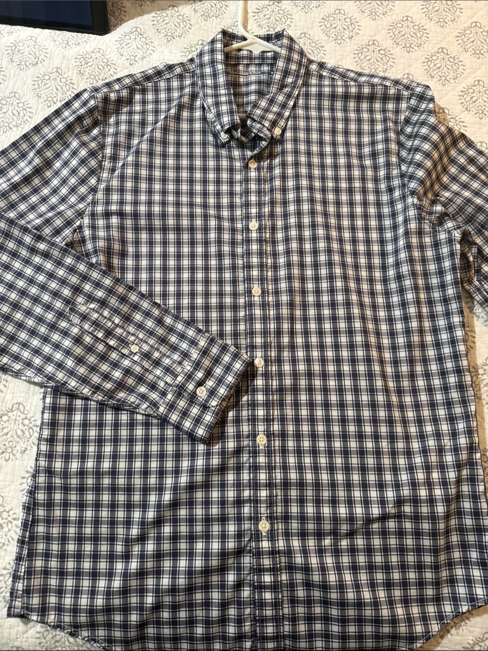 Abercrombie and Fitch Men's Medium Blue and White Plaid Button-Down Shirt